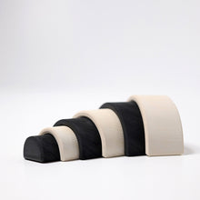 Load image into Gallery viewer, Small monochrome tunnel
